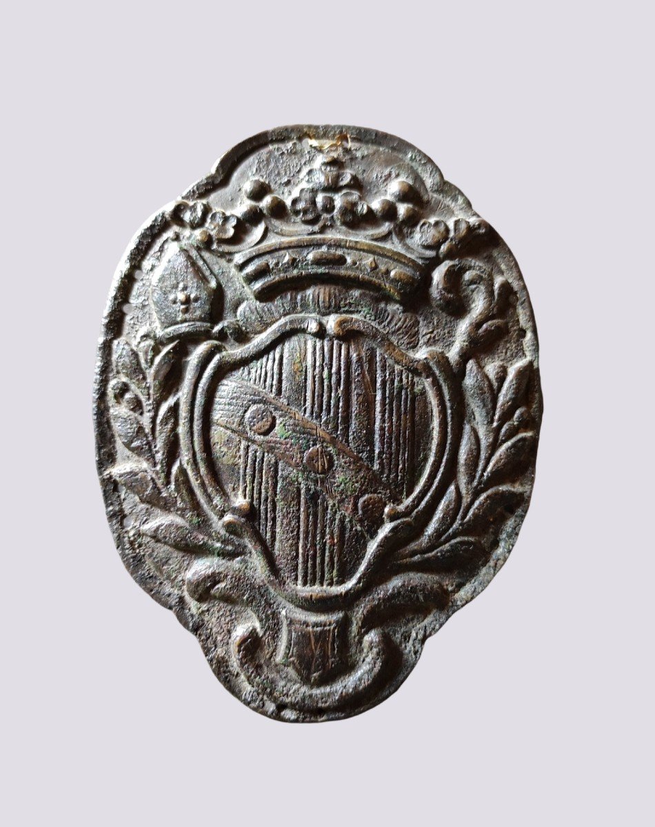 Armoirie En Bronze XVIIIème Roux De Beauvezet