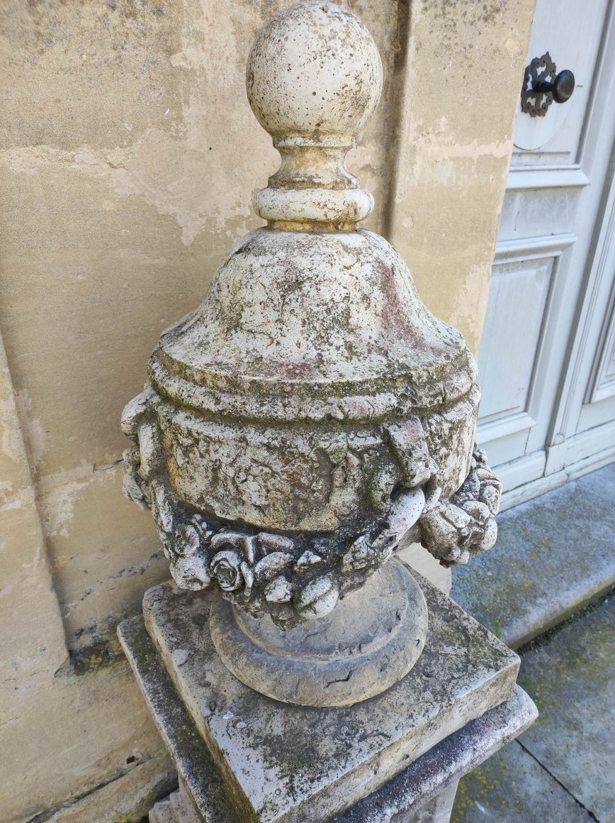 Covered Garden Vase-photo-4