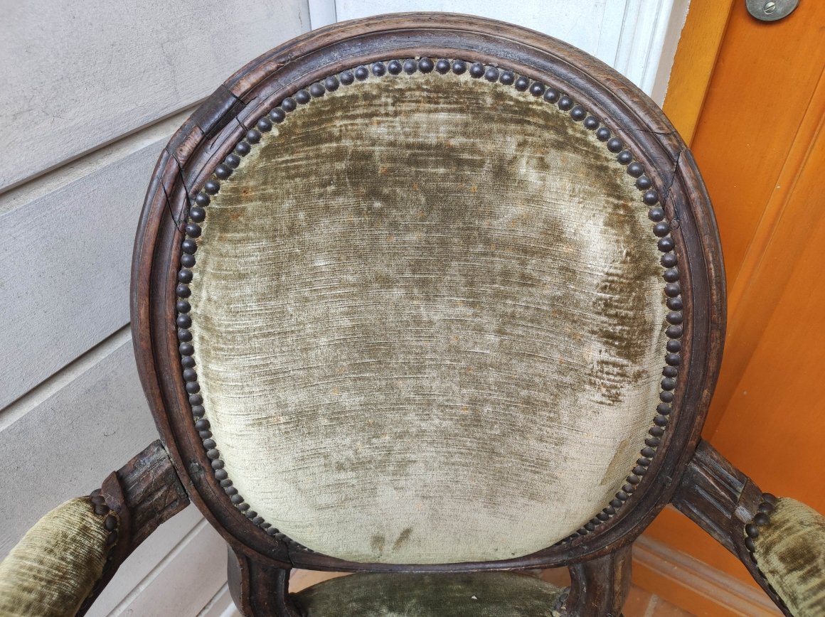 Louis XVI Period Cabriolet Armchair-photo-1