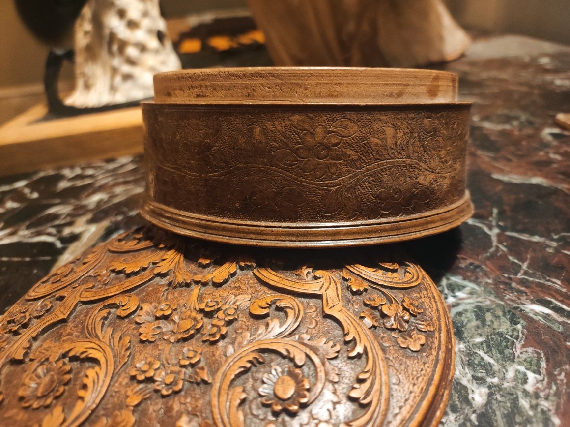 Wooden Box From Saint Lucia, 18th Century-photo-1