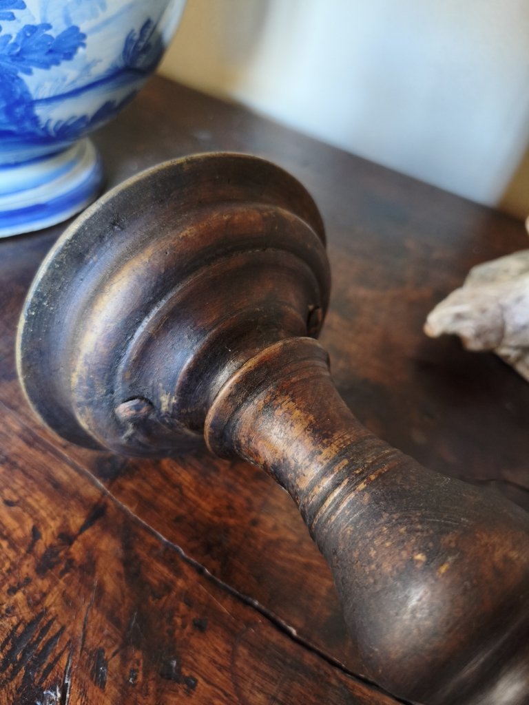 Grand pique-cierge bronze XV / XVIème siècle-photo-2