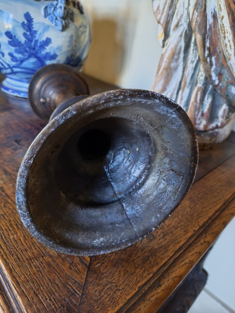 Grand pique-cierge bronze XV / XVIème siècle-photo-3