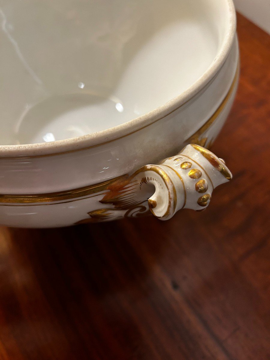 White Porcelain Tureen With Gold Decor. Brand Jp, Jean Pouyat. First Half Of The 19th-photo-5