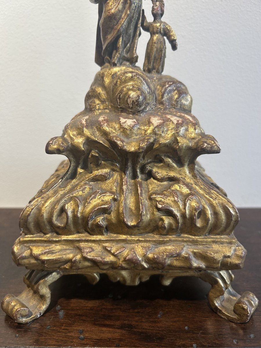 Sainte Anne et la Vierge enfant, bois sculpté et doré, première moitié du XVIIIᵉ siècle.-photo-3