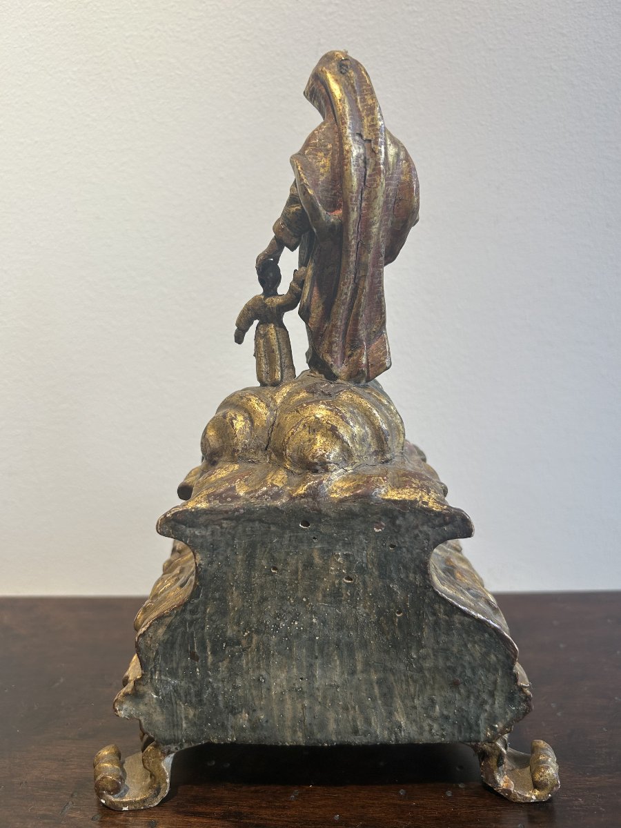 Sainte Anne et la Vierge enfant, bois sculpté et doré, première moitié du XVIIIᵉ siècle.-photo-1