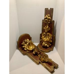 Corbels In Carved, Gilded And Polychrome Wood. Spanish Work. Plant Motifs In Gilded Wood From The 18th Century. 20th Century Mounts.