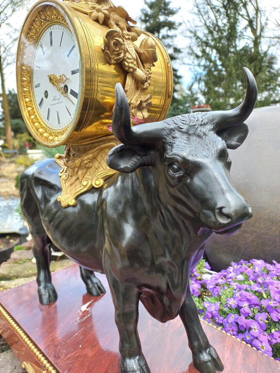 Bull Clock-photo-3