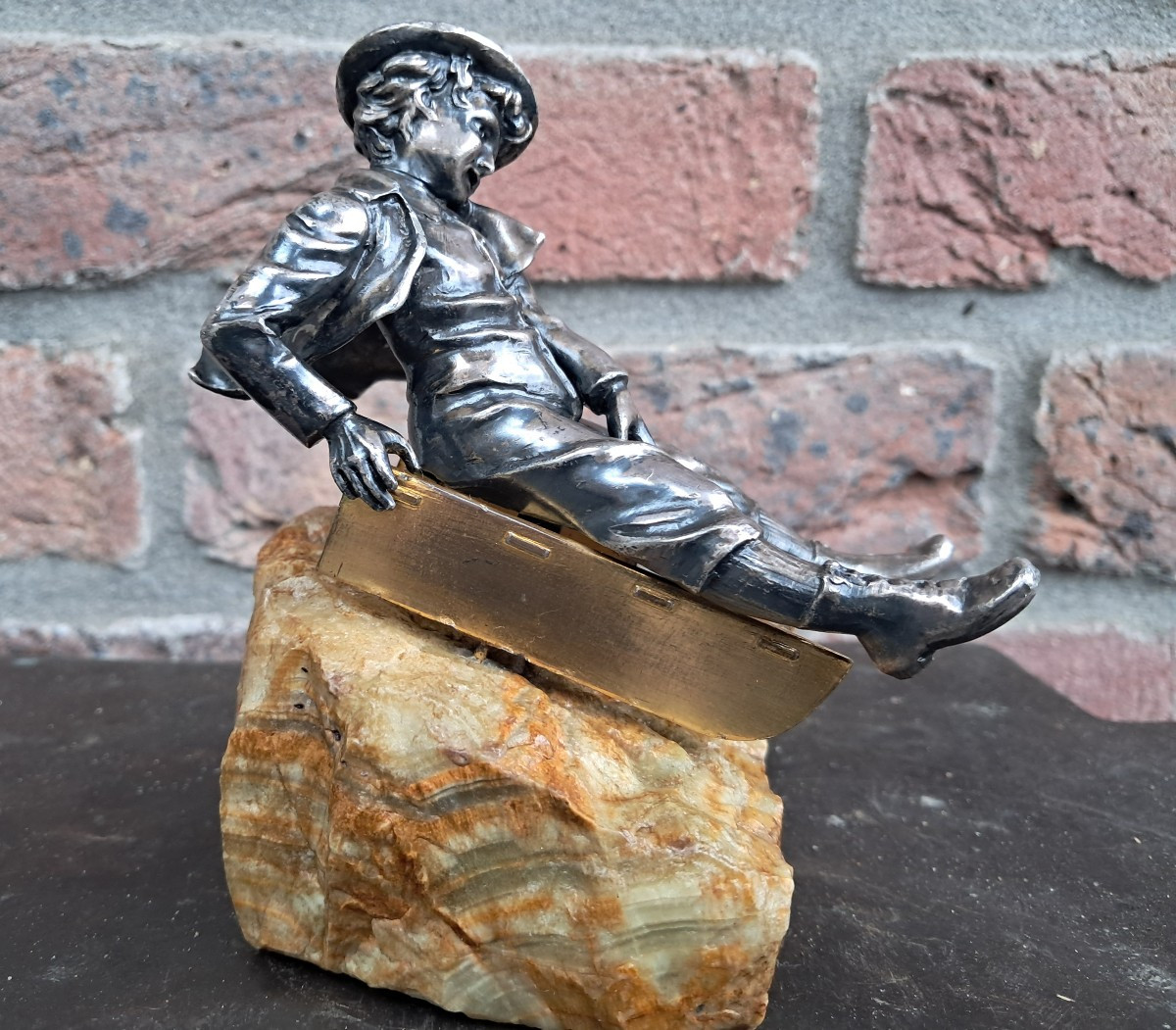 Bronze Art Deco.-photo-1