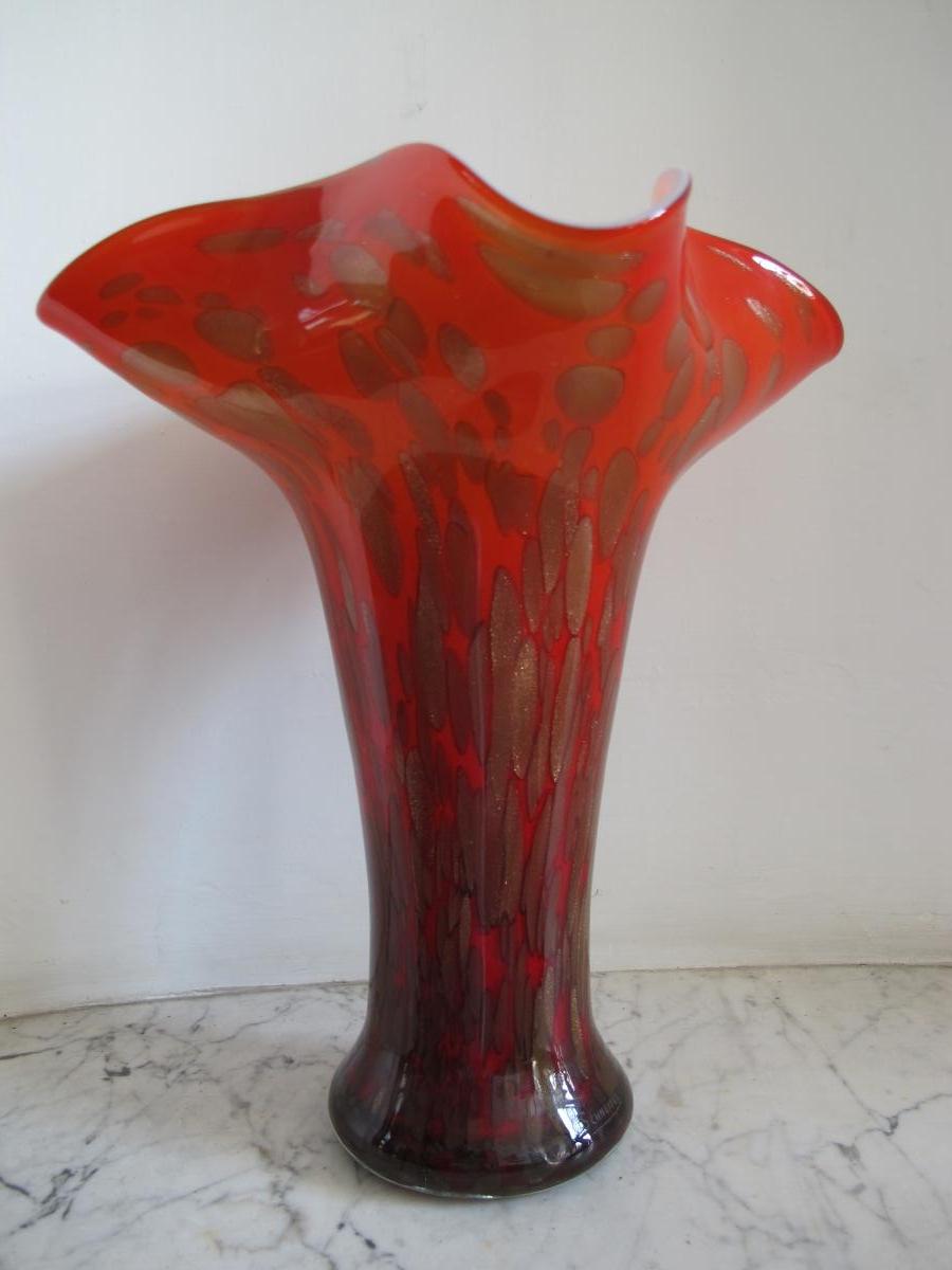 Large Vase. Signed Schneider.