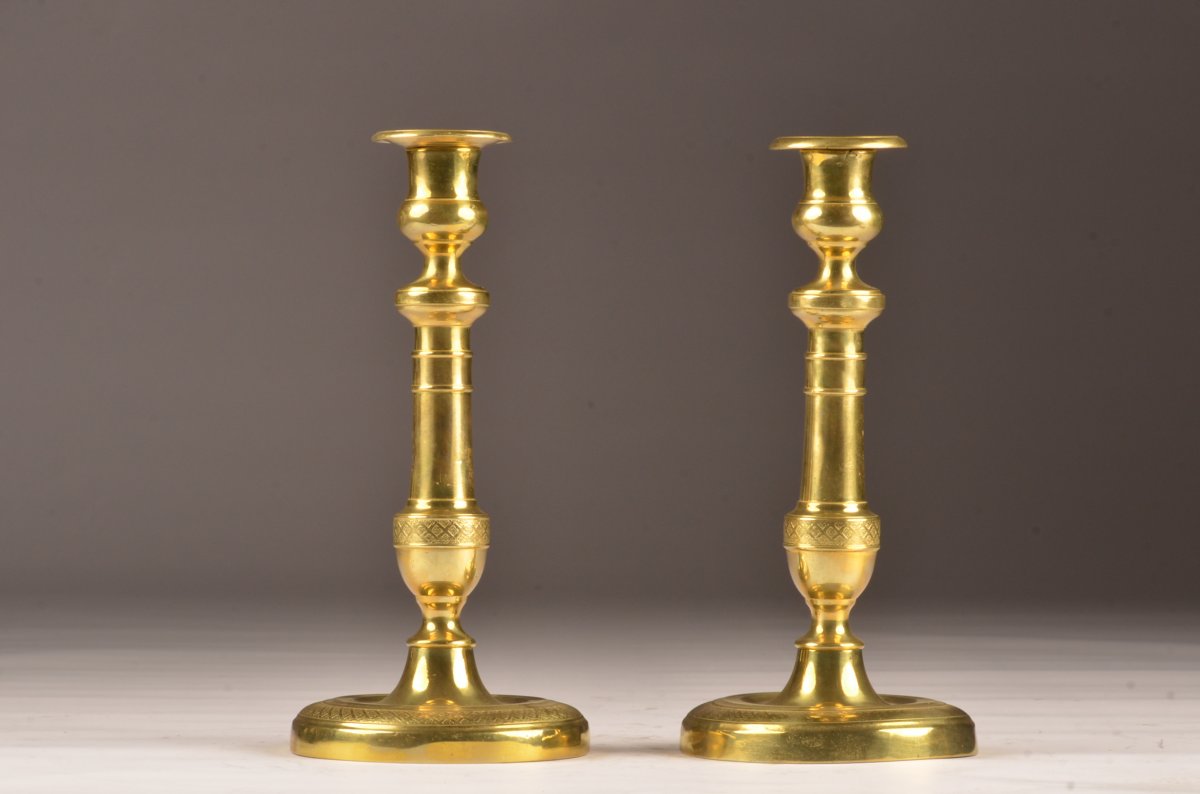 Pair Of Candelabra. Brass Candlesticks. H. 26 Cm.-photo-2