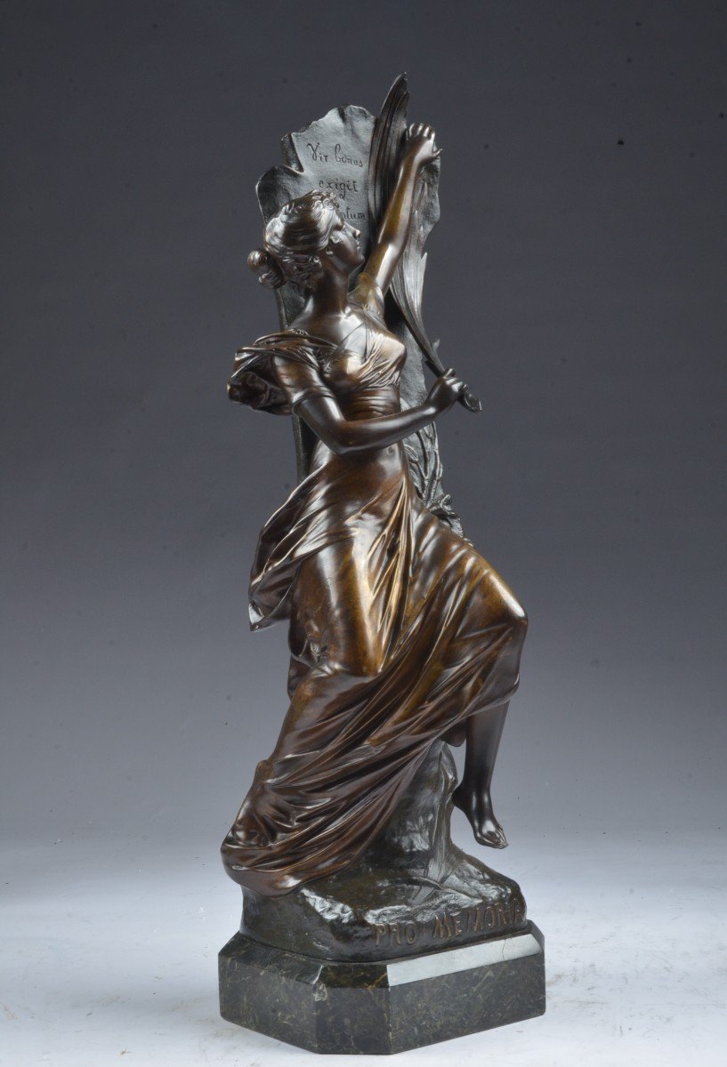 Bronze Signé E. Drouot. (1859-1945) 