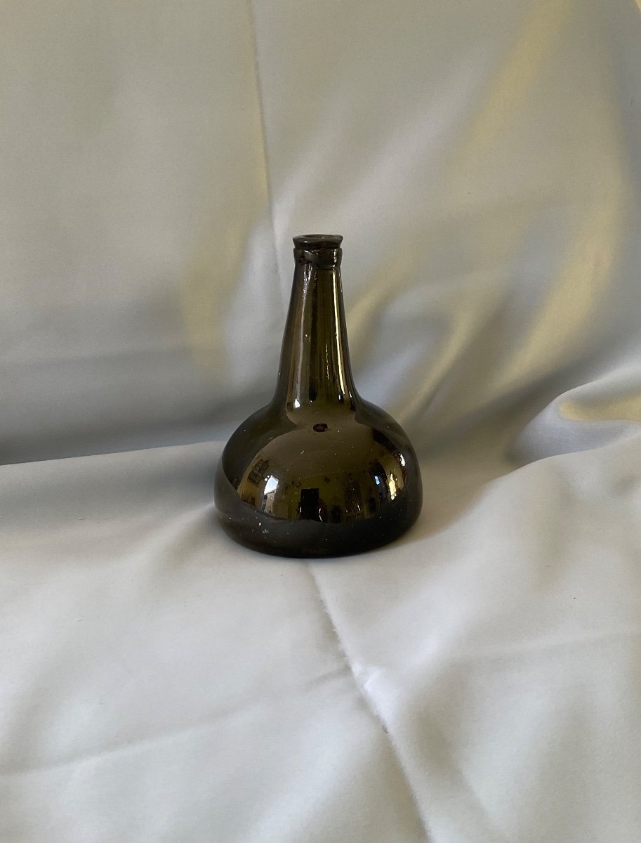 Onion Bottle In Blown Glass Late 17th Century Netherlands-photo-4