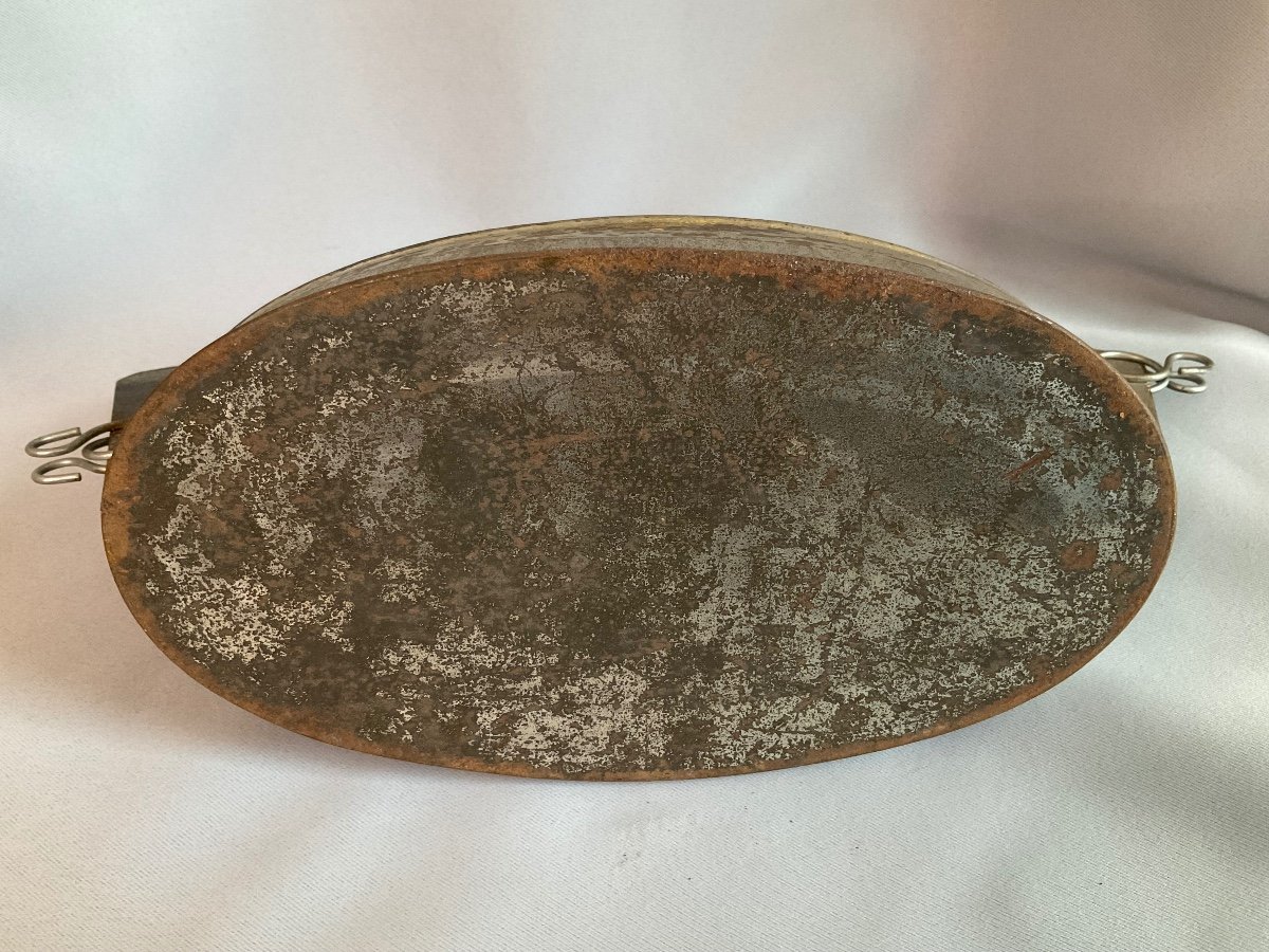 Doves Chocolate Mold Late 19th Century -photo-7