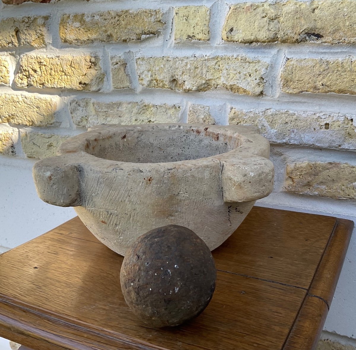 Apothecary Mortar In White Marble 18th Century -photo-3