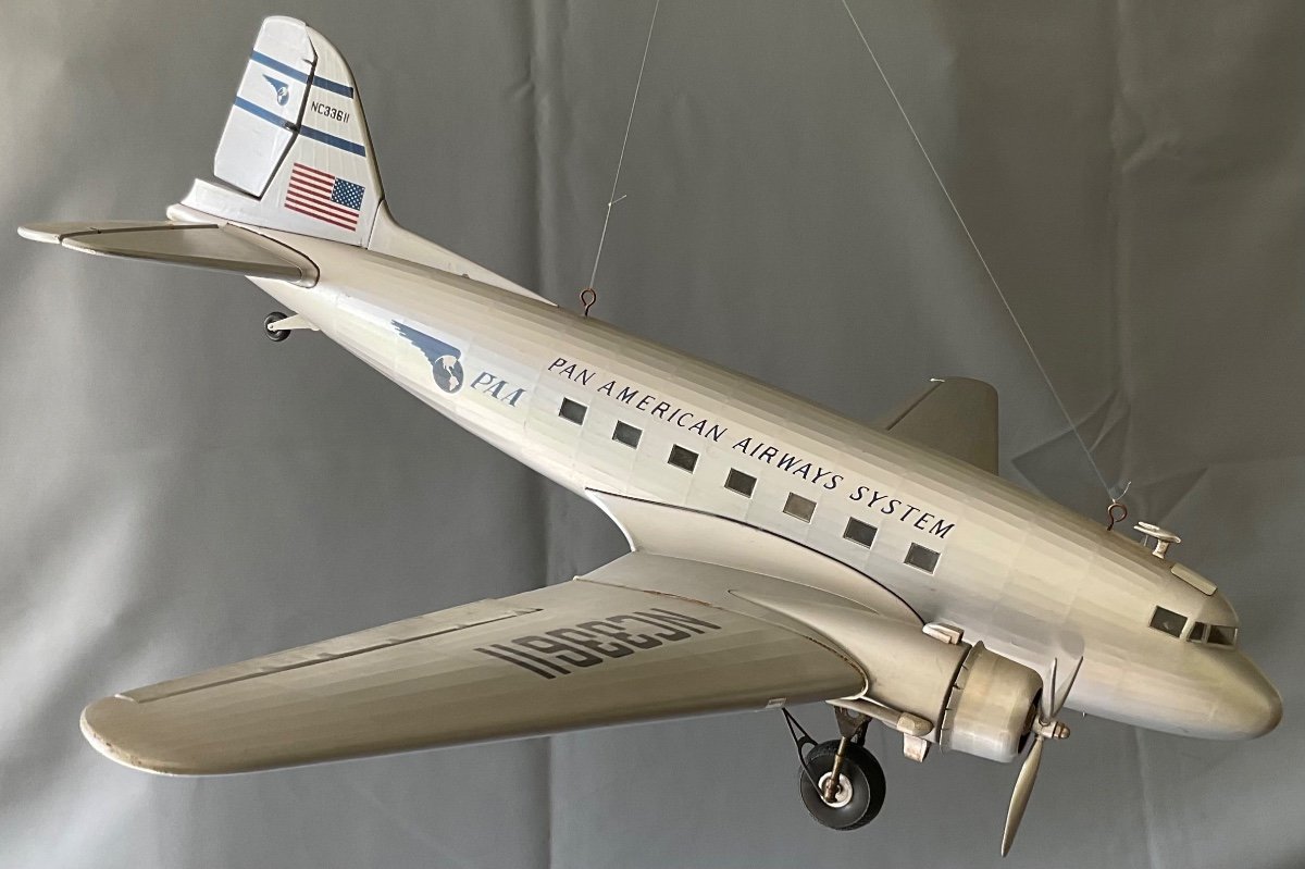 Avion Dakota Grande Réplique 20éme Siècle 