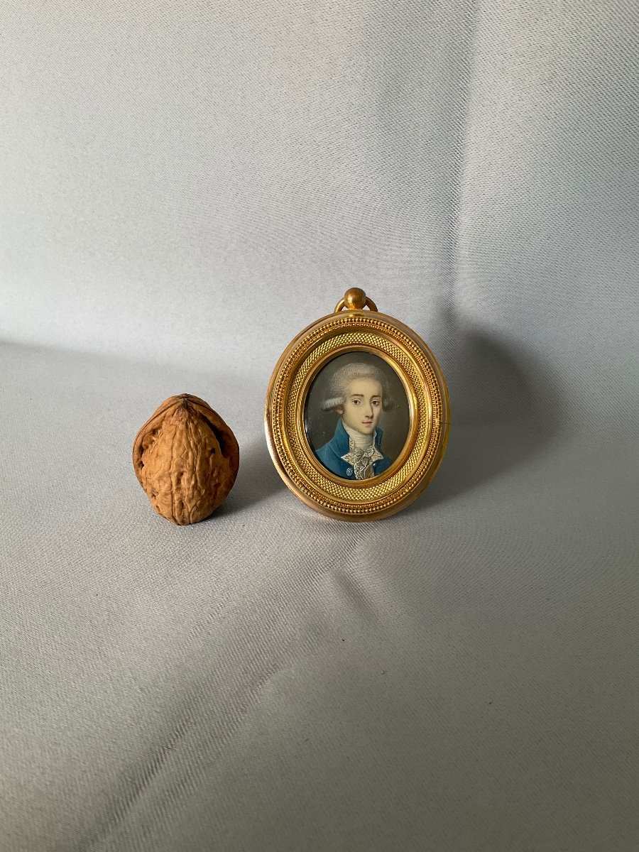 Miniature D’un Gentilhomme Début 19éme Siecle