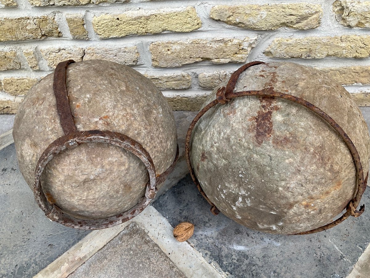 Pair Of Stone Balls 17th Century -photo-8