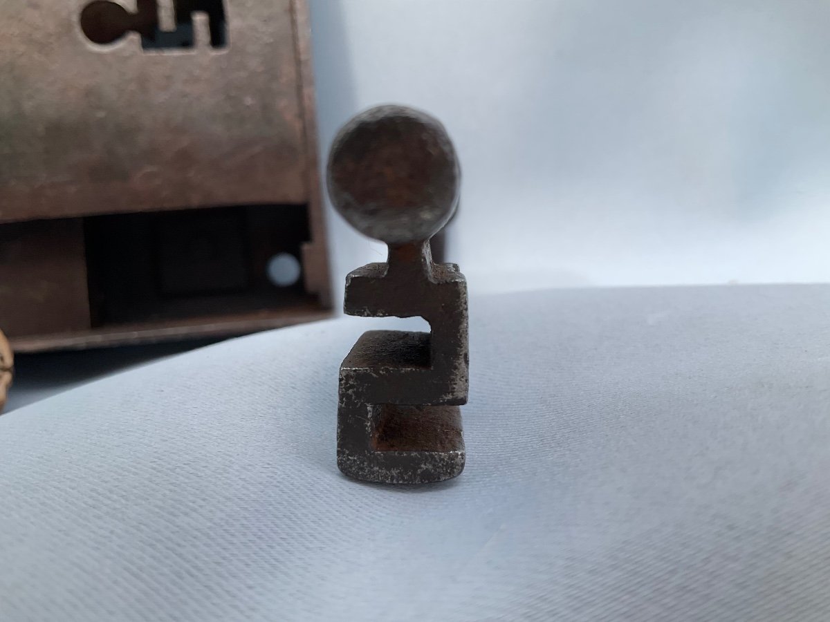 Wrought Iron Lock Early 19th Century -photo-4