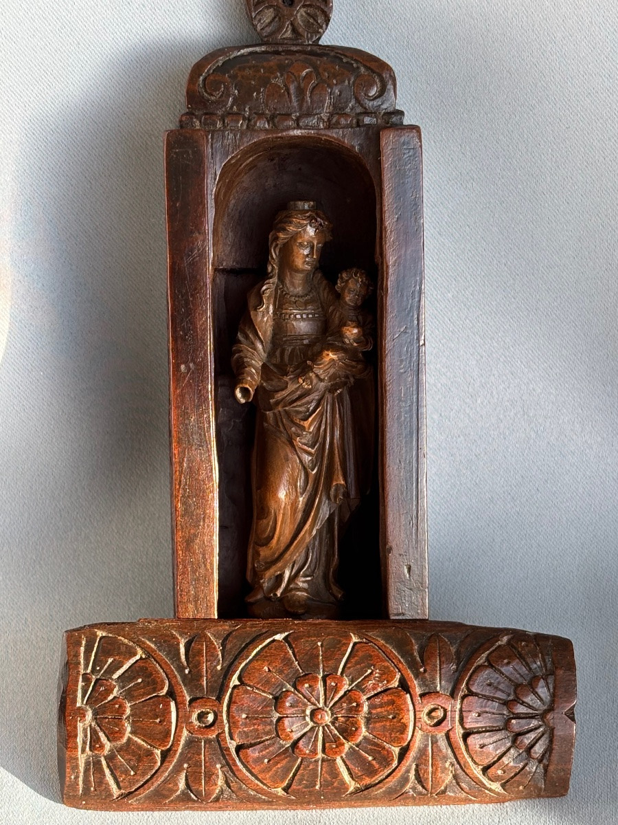 17th Century Carved Wooden Travel Altar -photo-8