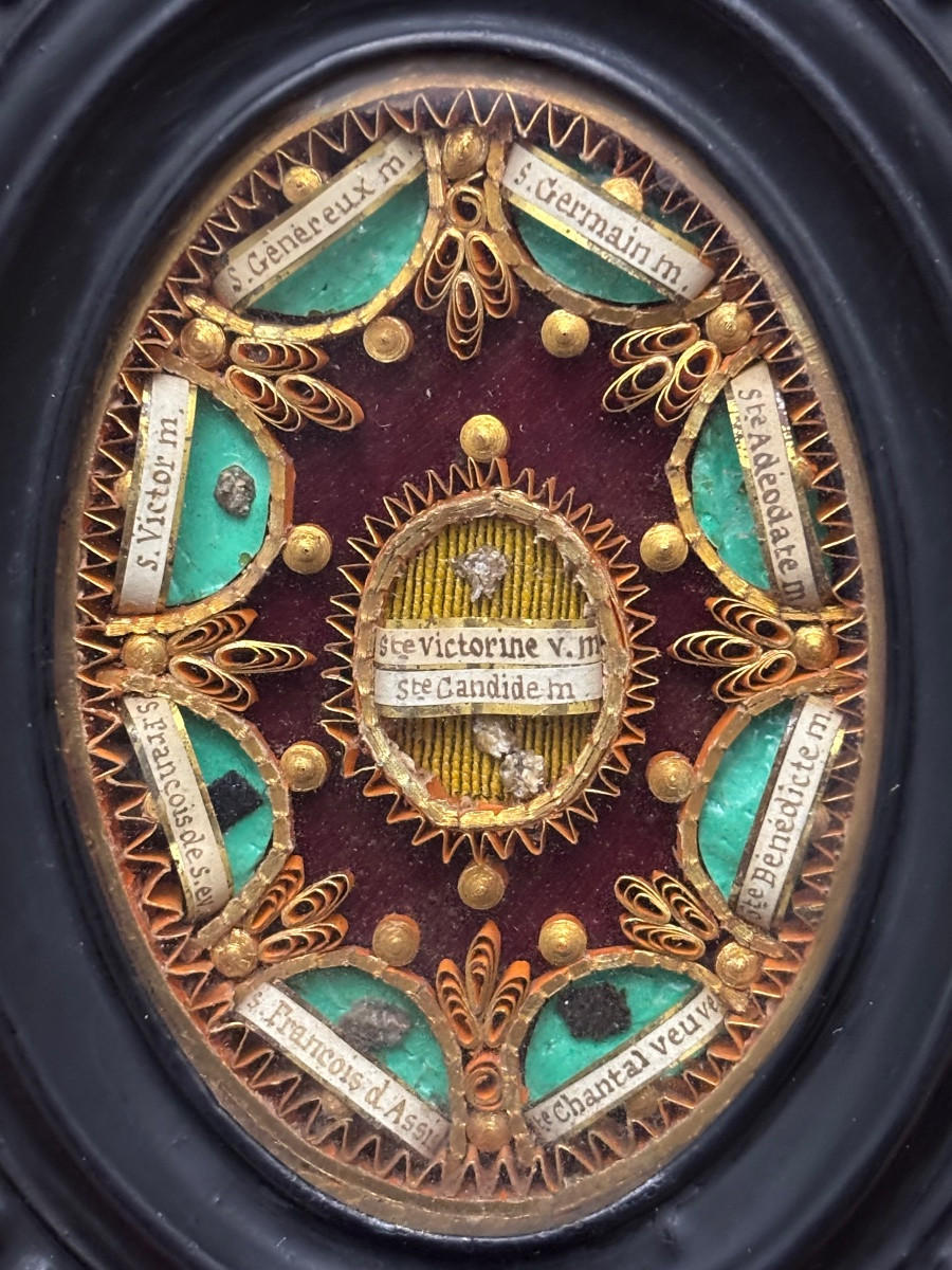 Reliquary Frame With Paper Filigree, Mid-19th Century -photo-2