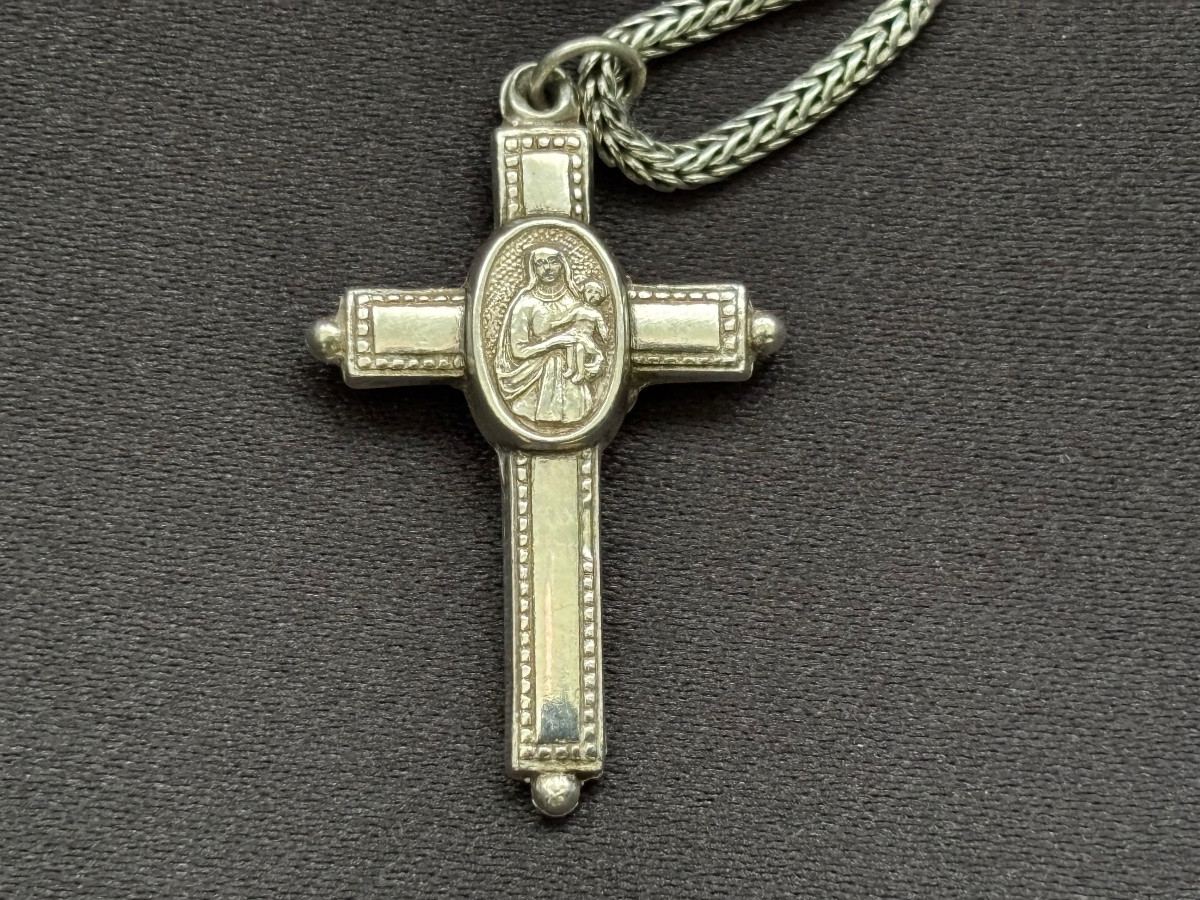 Reliquary Cross In Late 19th Century Silver-photo-1