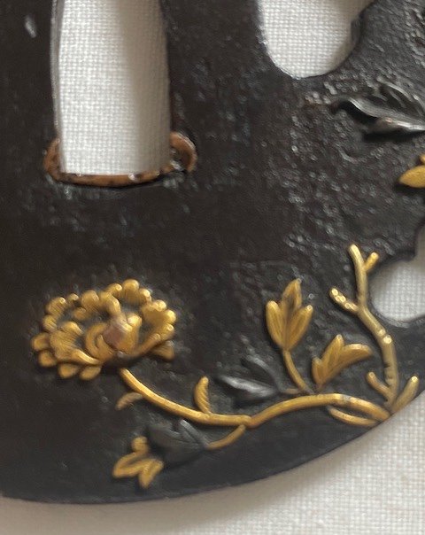 Tsuba Chrysanthemums-photo-2