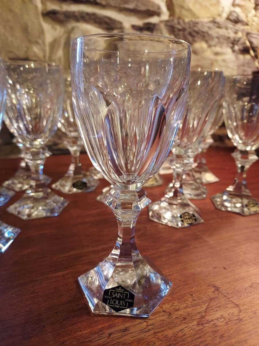 16 Saint Louis Crystal Wine Glasses Model Chambord-photo-3
