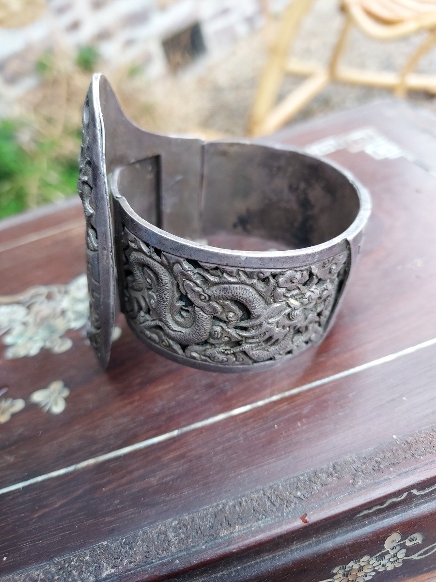 Cuff Bracelet In Chinese Silver Decor Of Dragons-photo-3