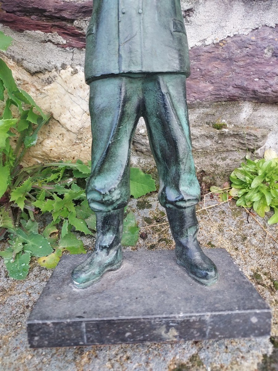 Statue Of Firefighter In Regulates -photo-3