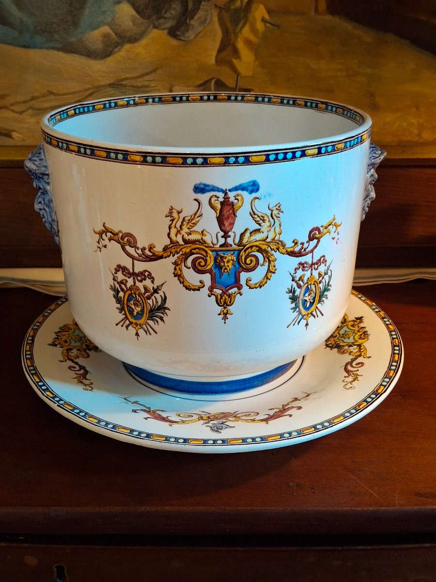 Large Gien Diane Chasseresse Planter, Late 19th Century -photo-3