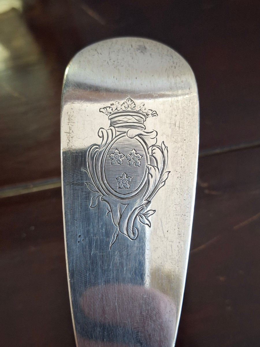Large 18th Century Rennes Silver Coat Of Arms Stew Spoon -photo-4