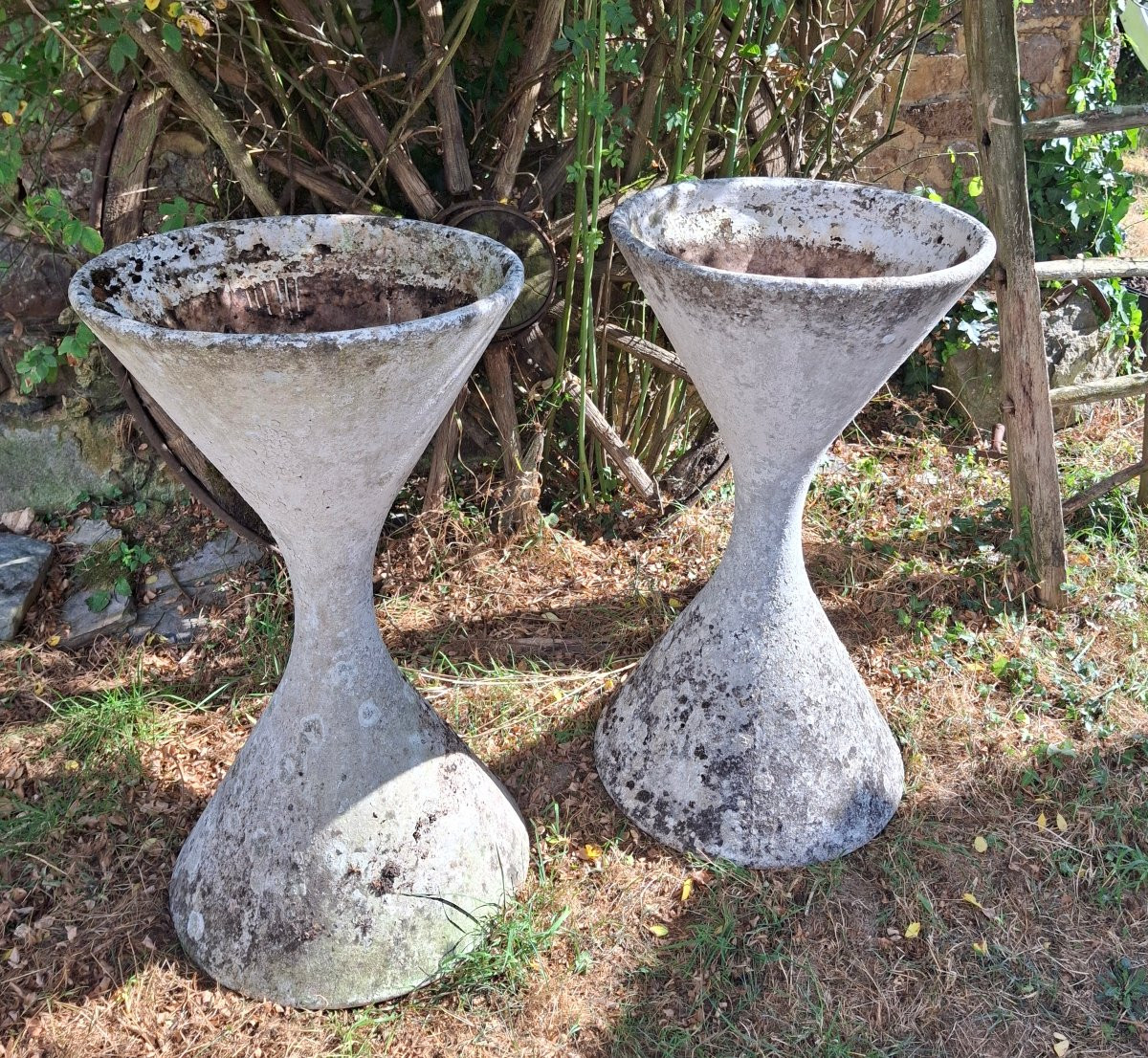 Pair Of Large Diabolo Planters In Eternit By Willy Guhl-photo-2
