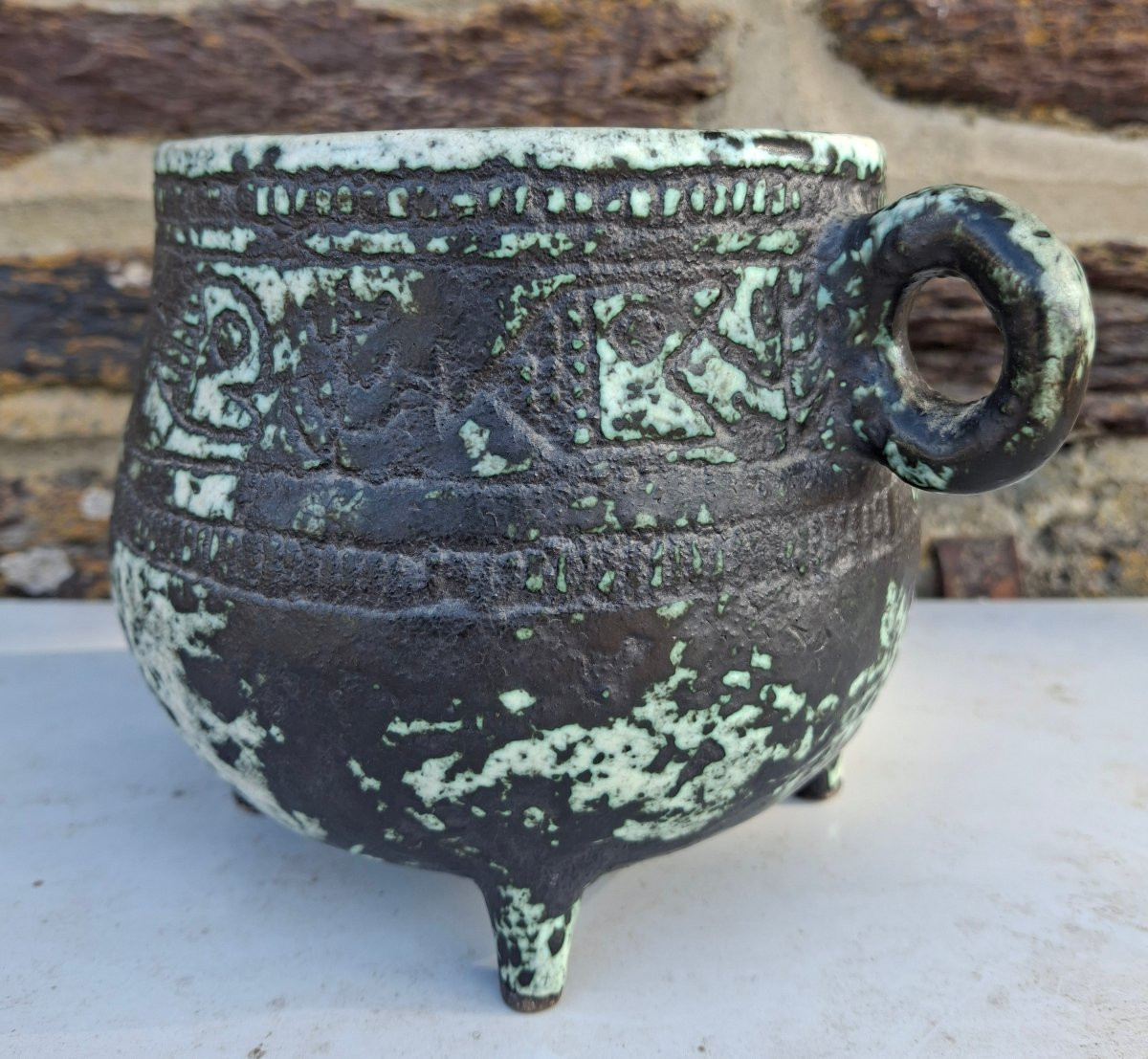 Small Planter, Ear-shaped Planter By Jacques Blin (1920-1995) With Fish Decoration-photo-1