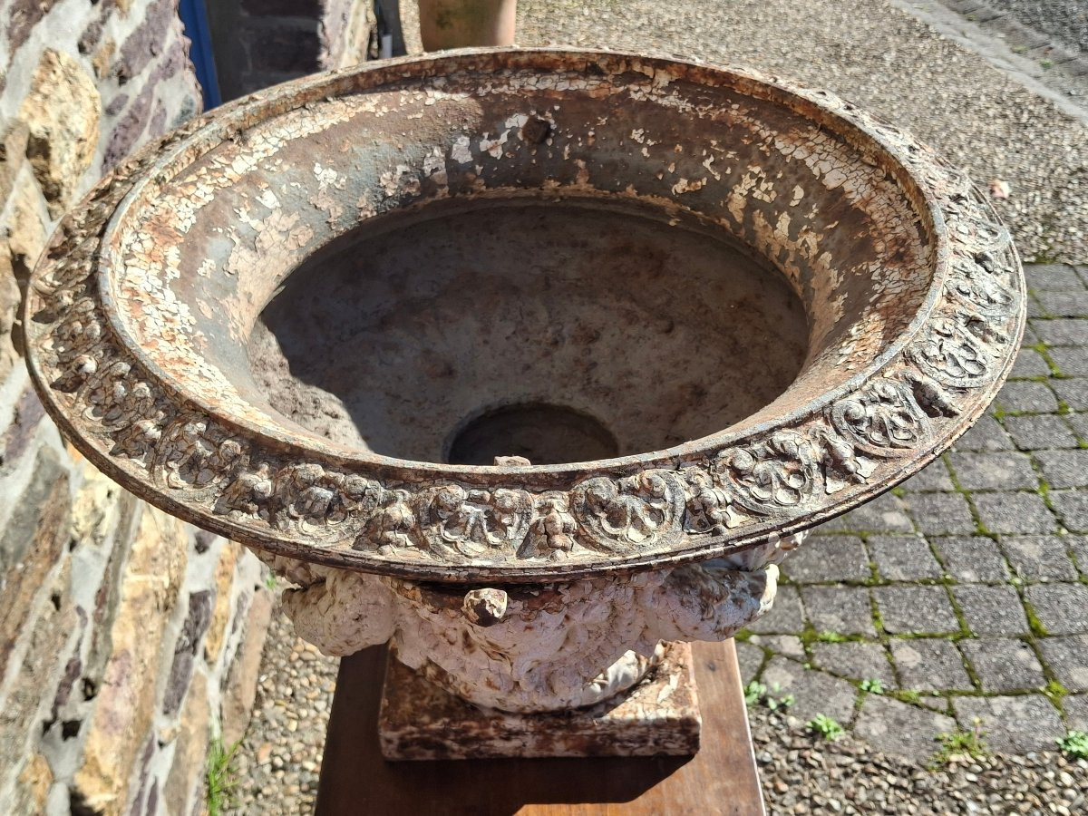 Urne de jardin, grande vasque en fonte mascarons-photo-2