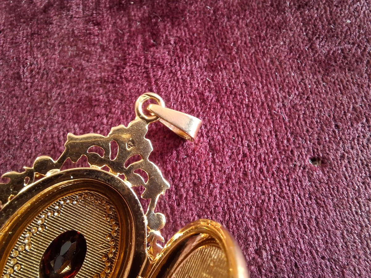 Pendentif médaillon en or Napoléon III-photo-1