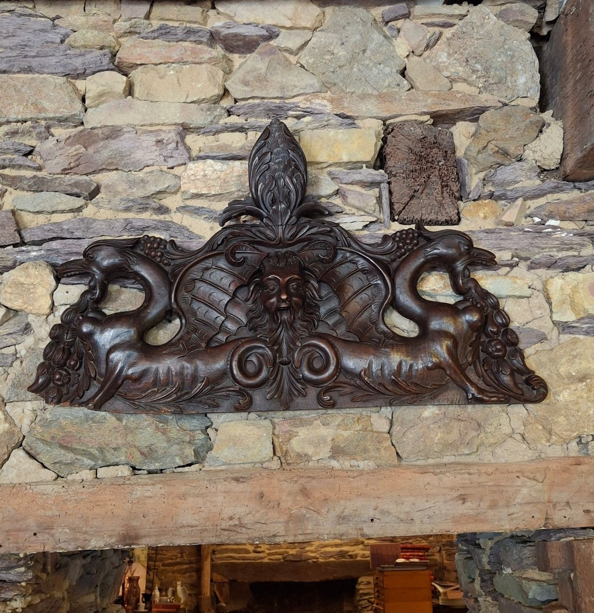 Fronton Neo-Renaissance Bas relief représentant le diable dans le gout de Hugues Sambin-photo-5