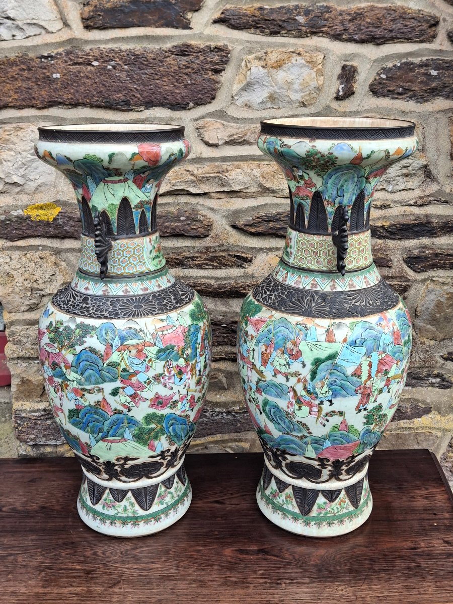 Pair Of Large Nankin Vases, Late 19th Century -photo-3
