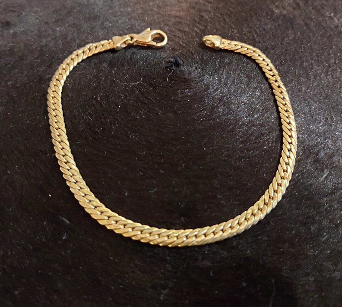 Gold Curb Bracelet