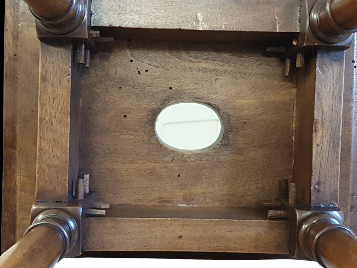 17th Century Cantor's Stool -photo-3