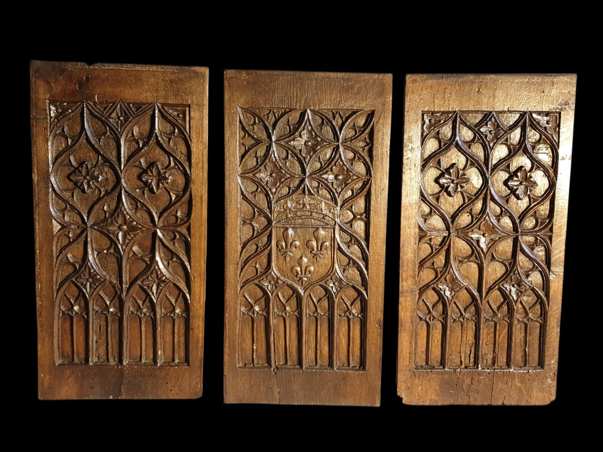 Ensemble de trois panneaux Gothiques vers 1500