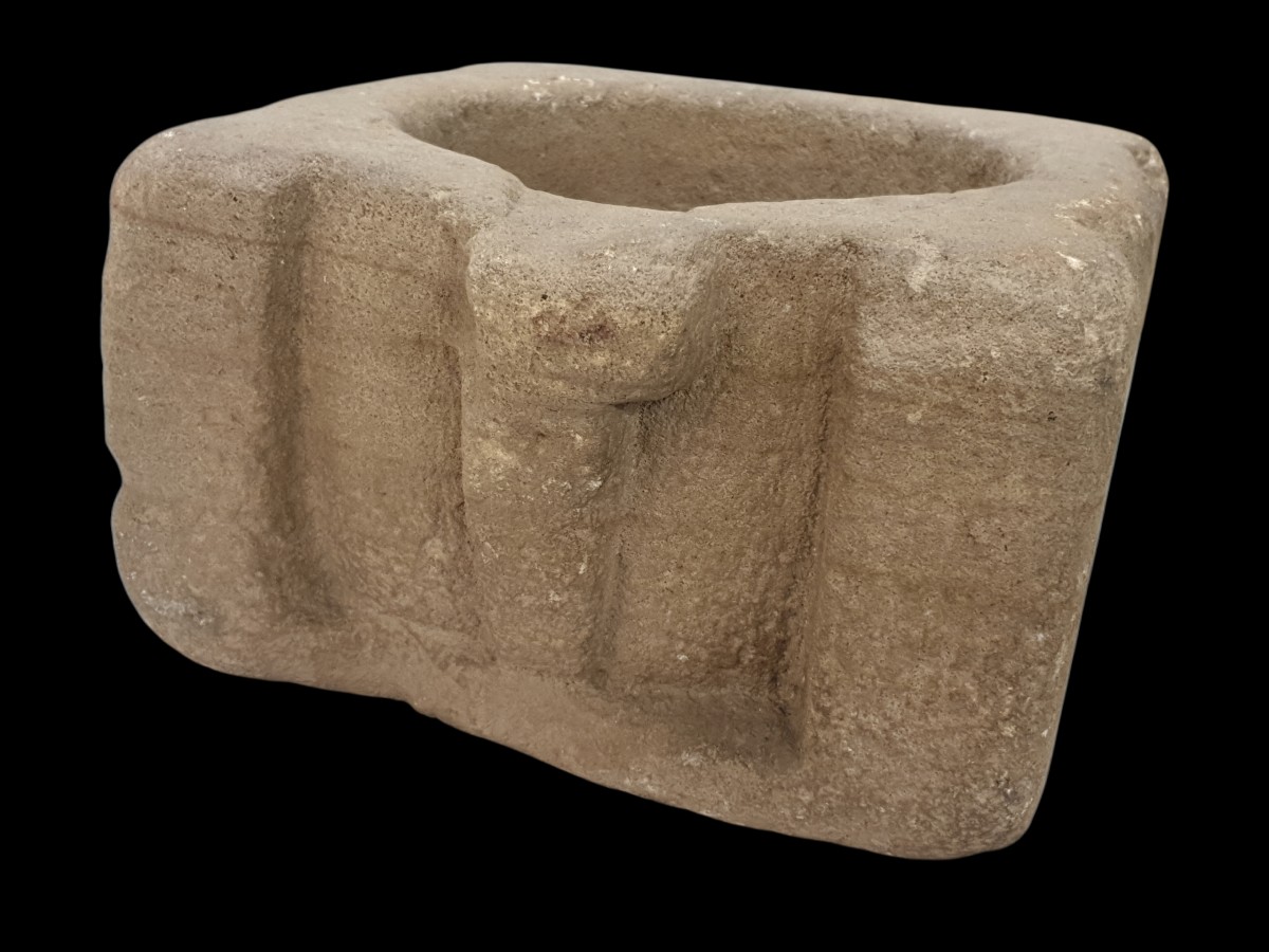 Mortier en pierre XVIe siècle -photo-3