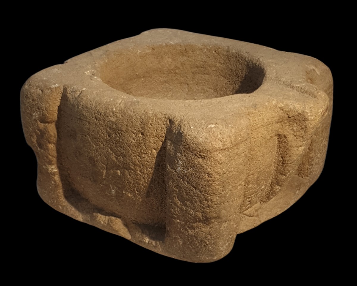 Mortier en pierre XVIe siècle -photo-7