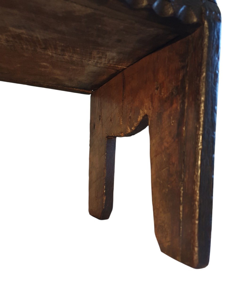 Small "six-plank" Chest, England, Circa 1650-photo-6