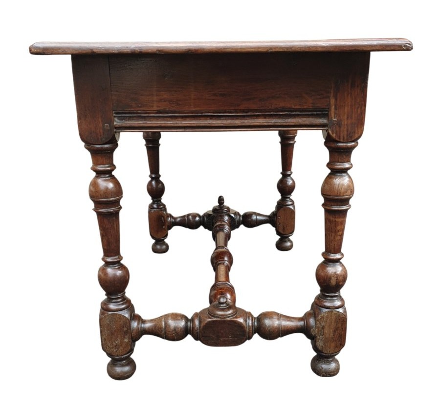 Petite table Lorraine XVIIe siècle -photo-3