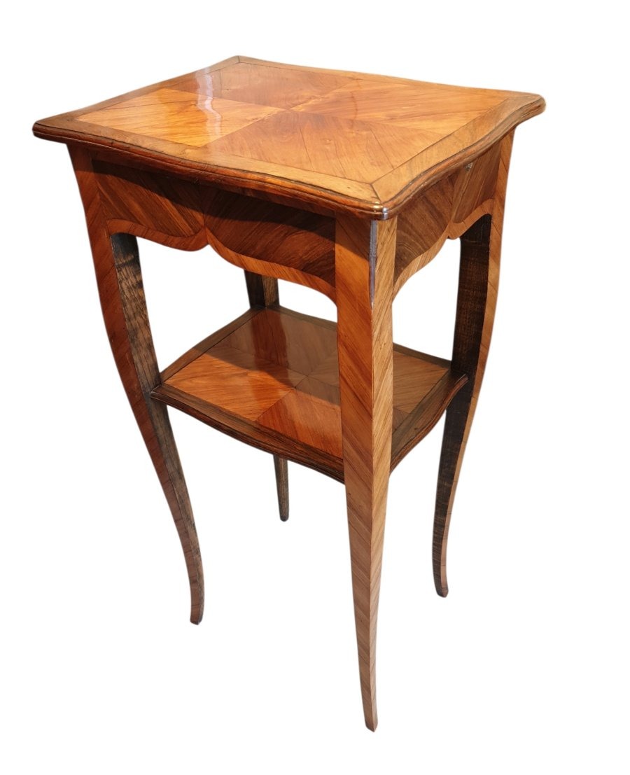 Table volante de salon style Louis XV XIXe siècle 