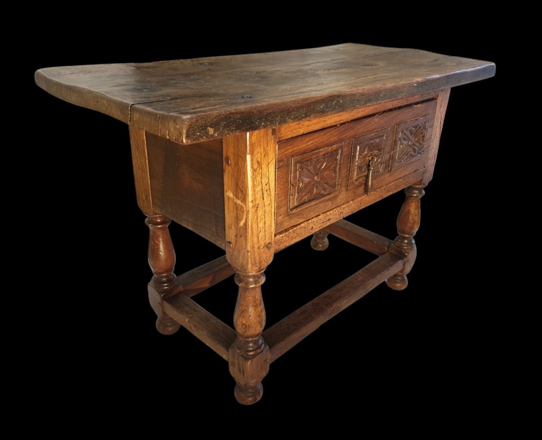 Petite table Espagnole XVIIe siècle -photo-7