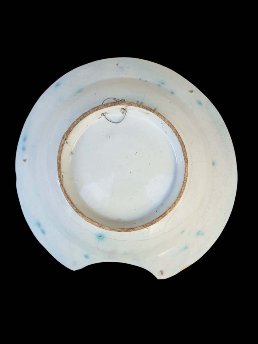 Plat à barbe rond " Eglise" Nevers XVIIIe siècle -photo-1