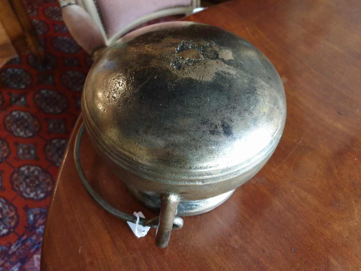 17th Century Bronze Cauldron-photo-3