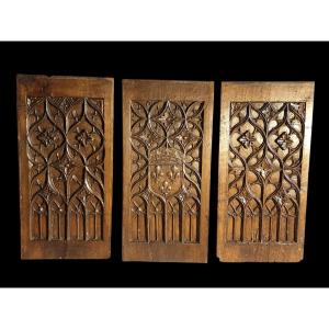 Ensemble de trois panneaux Gothiques vers 1500