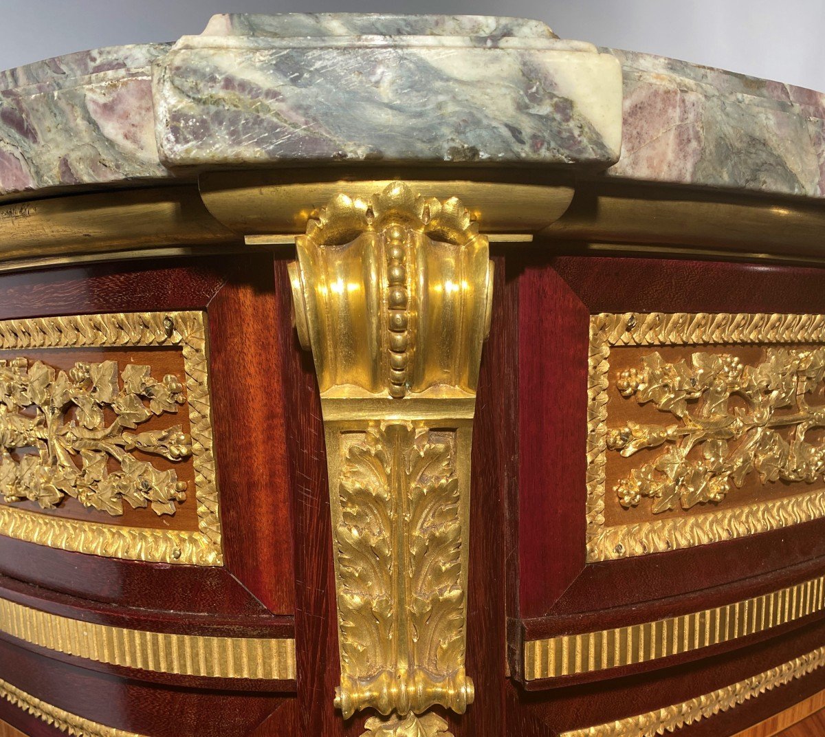  Commode De Style Louis XVI 'j.f Leleu' Collection Du Château De Versailles-photo-1